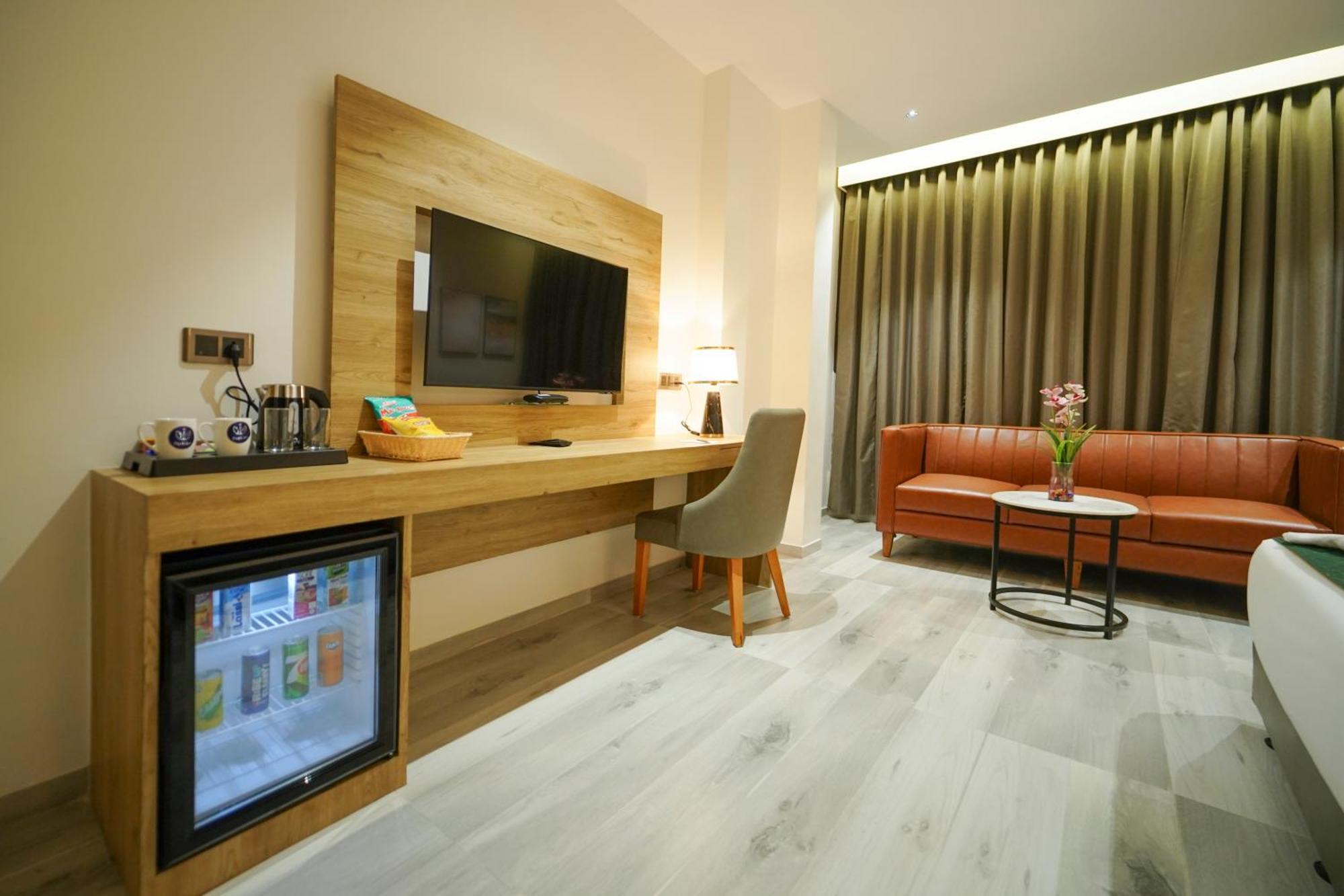 Hotel Park Inn Nellore - Near The Hospital & Highway Extérieur photo