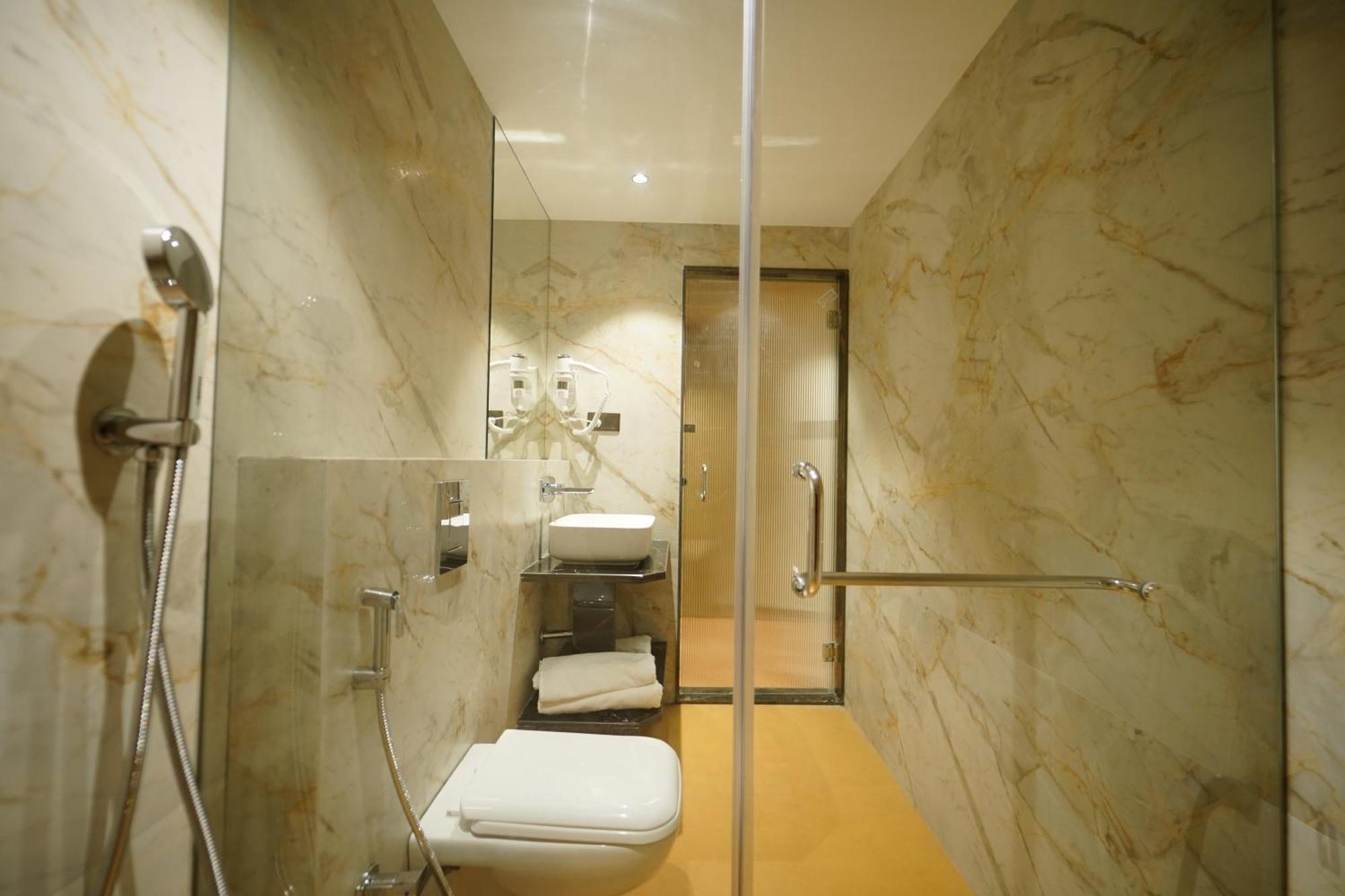 Hotel Park Inn Nellore - Near The Hospital & Highway Extérieur photo