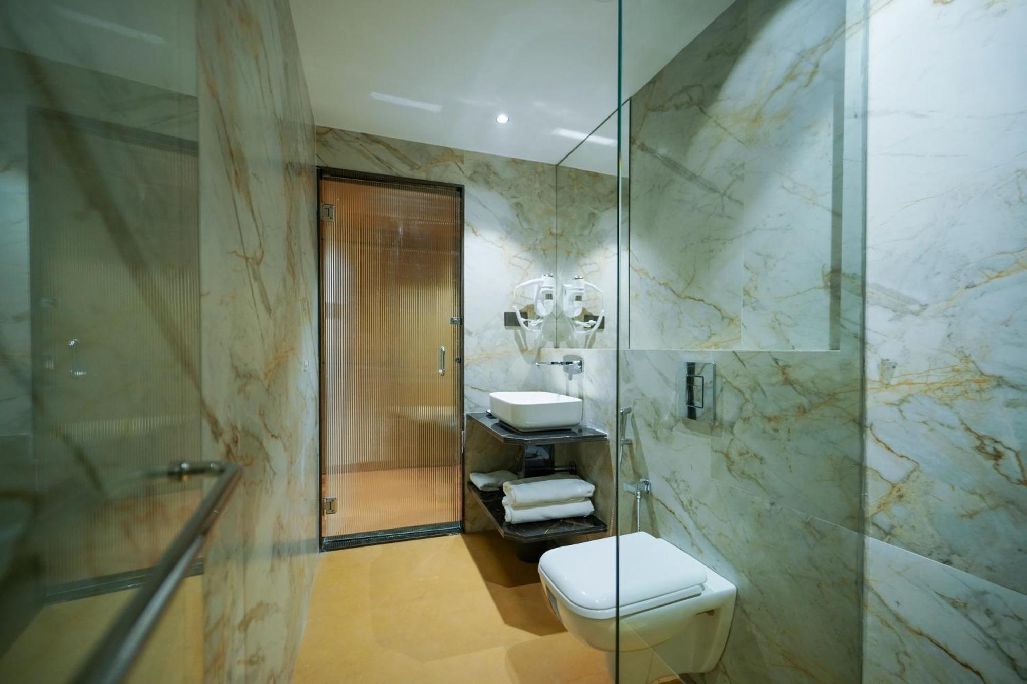 Hotel Park Inn Nellore - Near The Hospital & Highway Extérieur photo